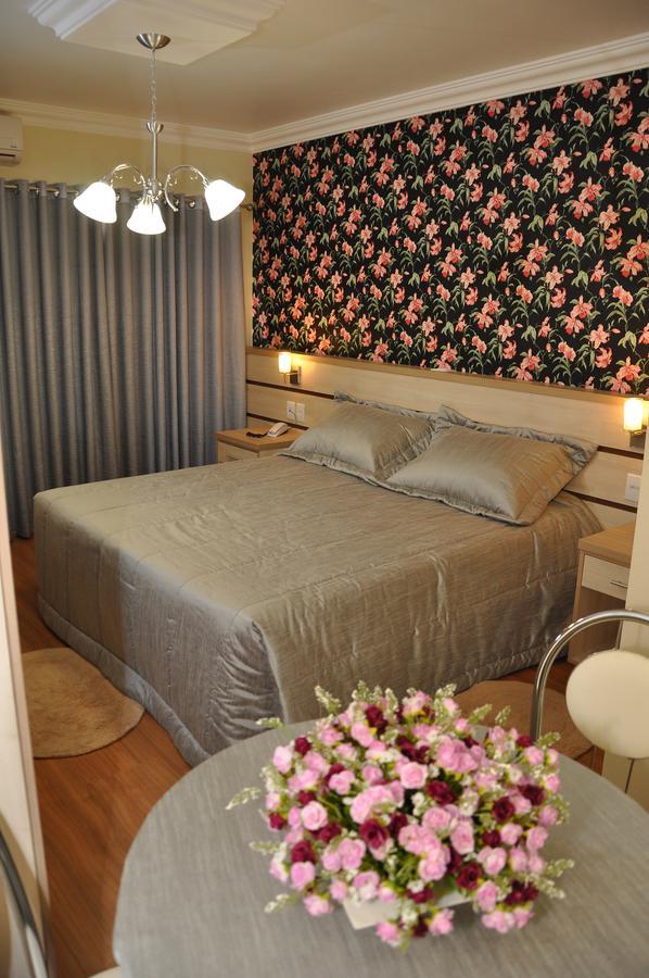 Hotel Premier Santa Rita  外观 照片