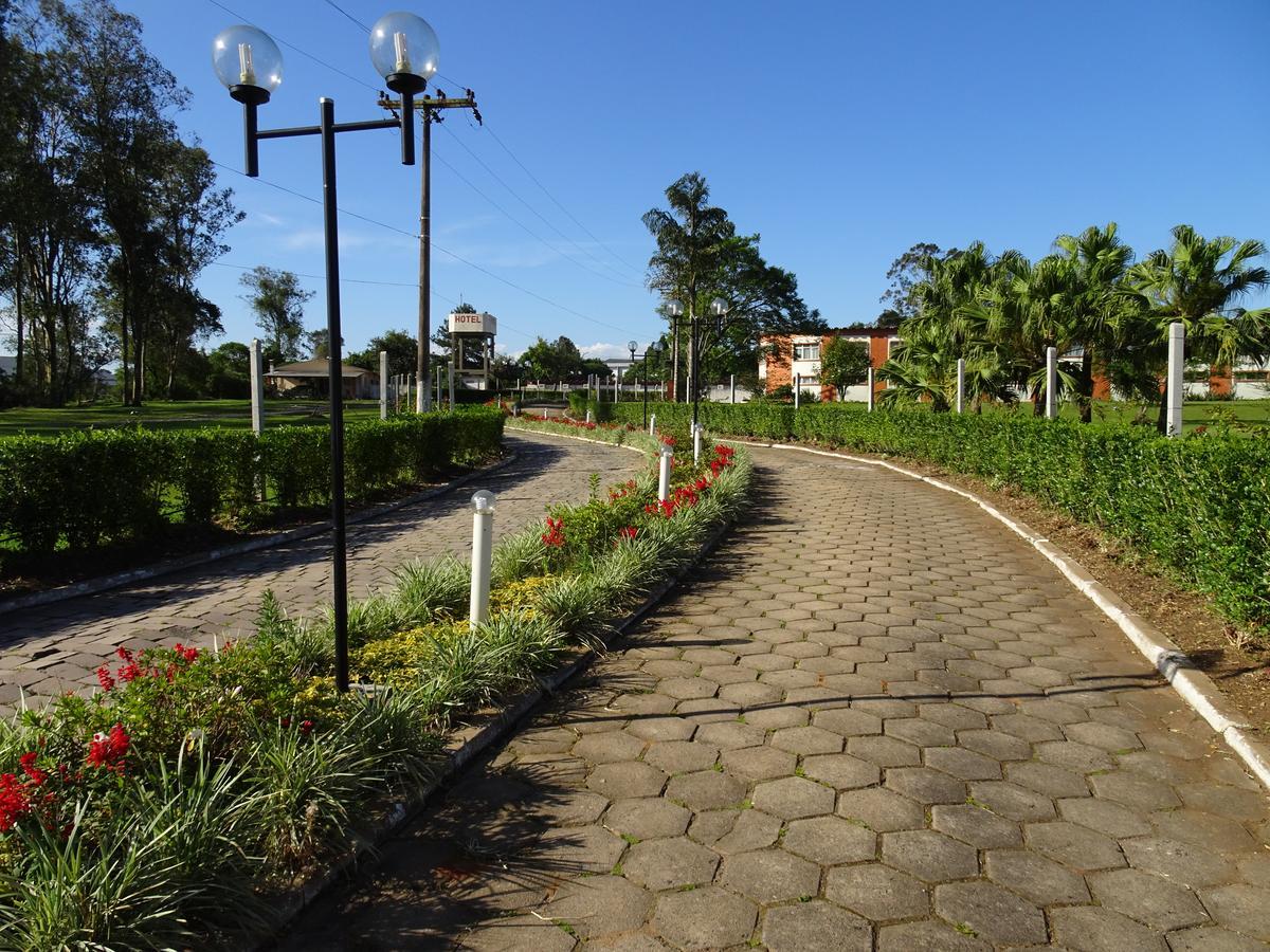 Hotel Premier Santa Rita  外观 照片
